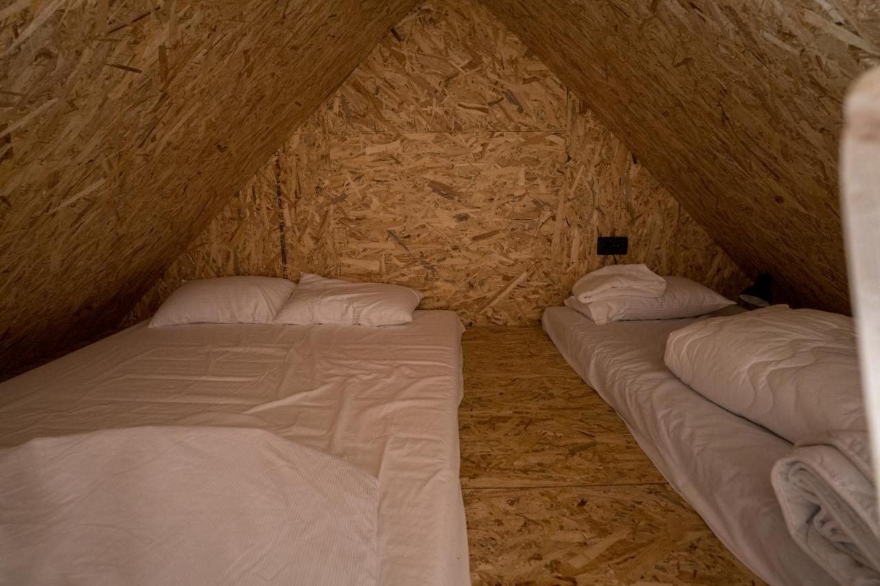 Horse Glamping Park Hotel Cirkovce Ngoại thất bức ảnh