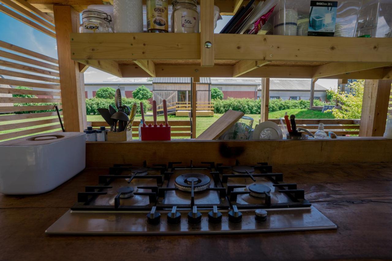 Horse Glamping Park Hotel Cirkovce Ngoại thất bức ảnh