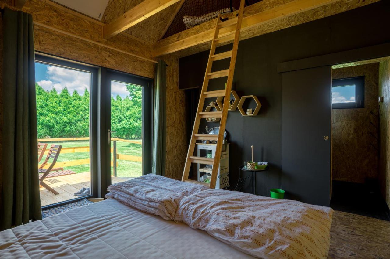 Horse Glamping Park Hotel Cirkovce Ngoại thất bức ảnh